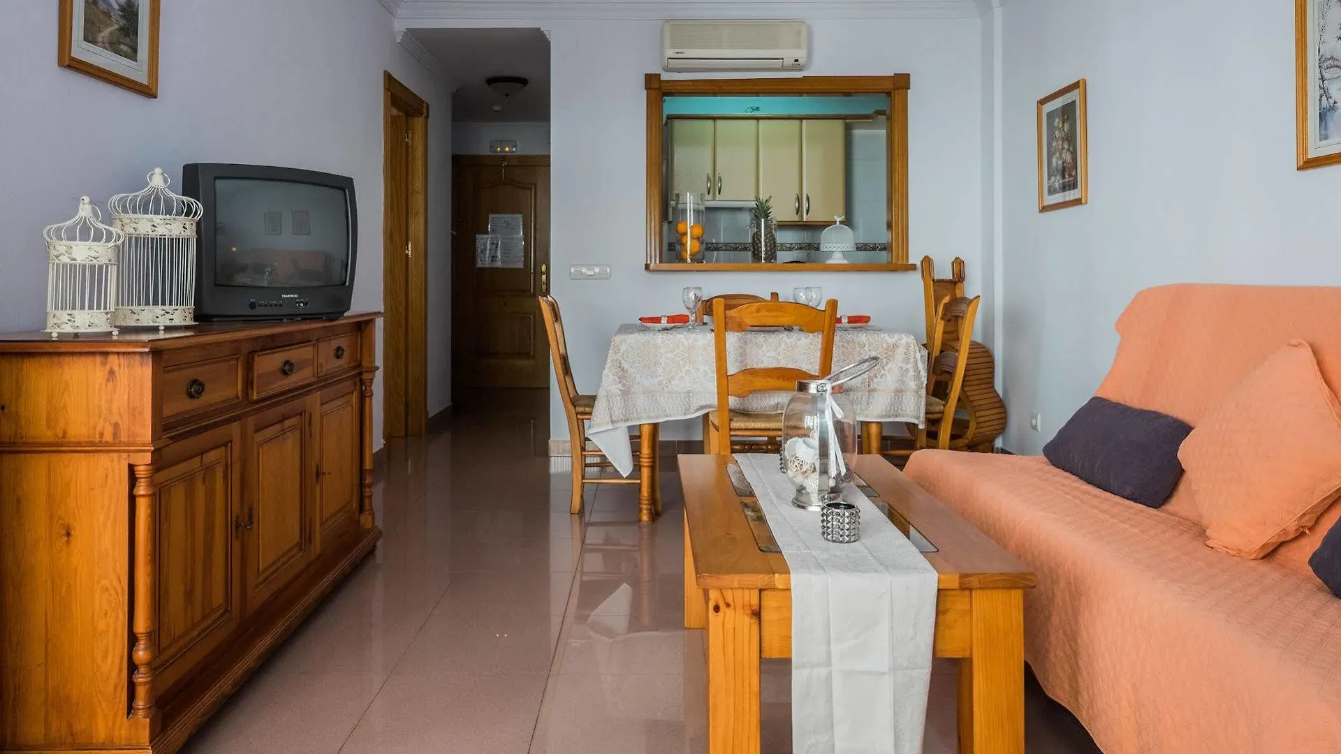 Appartement Apartamentos Andalucia Edificio Cantares Nerja