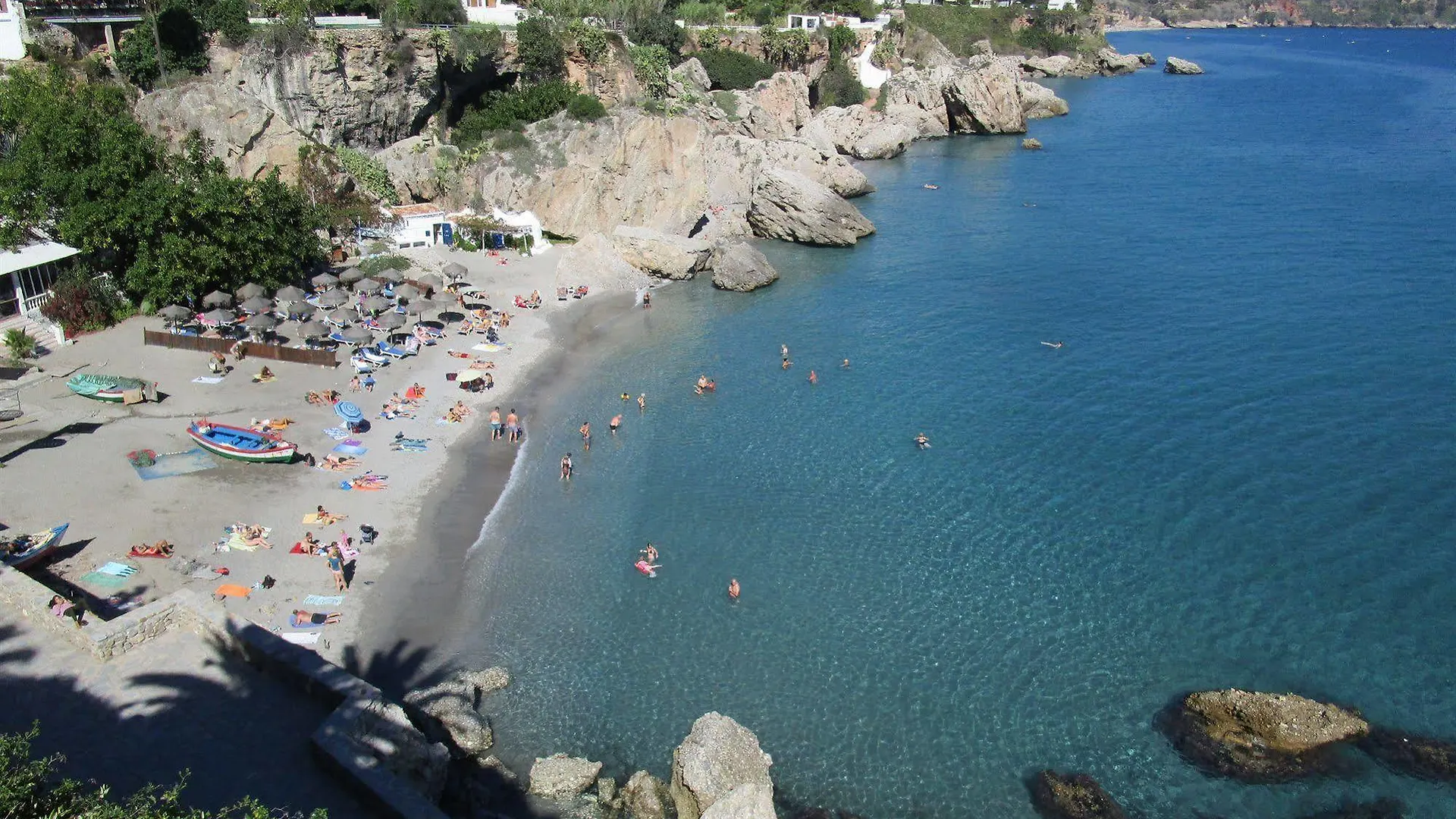 Apartamentos Andalucia Edificio Cantares Nerja