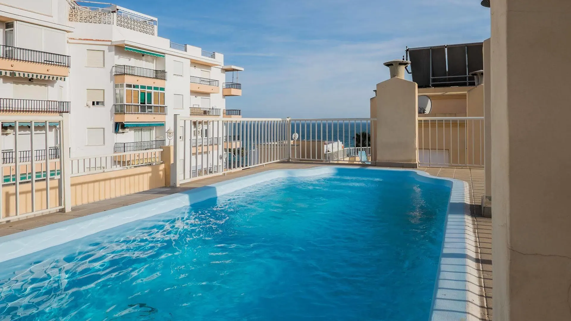 Apartamentos Andalucia Edificio Cantares Nerja
