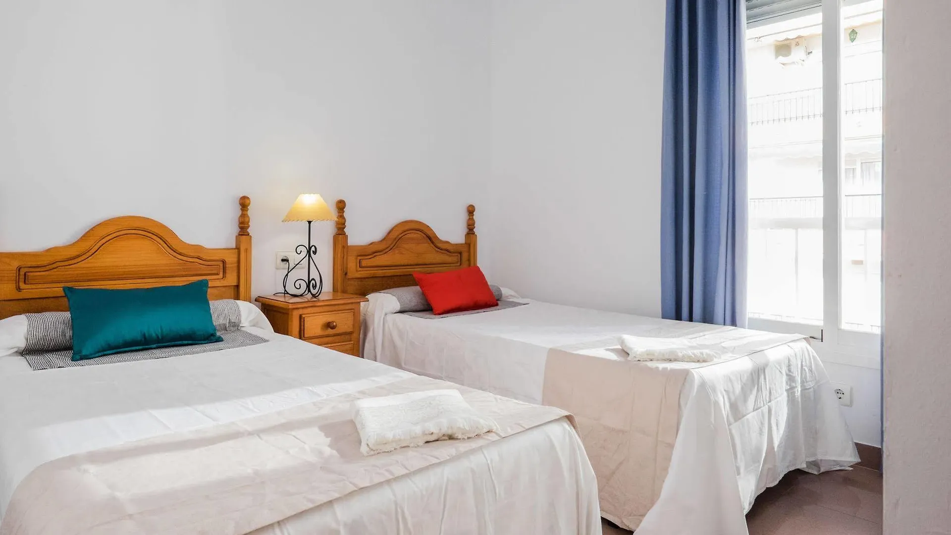 Apartamentos Andalucia Edificio Cantares Nerja Apartment